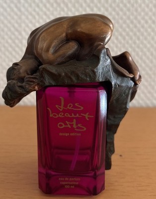 Les Beaux Arts- Danaide Nr. 321- Bronzefigur auf Parfumflakon- signiert 