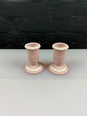 Wedgwood Jaspis Ware Rosa Kerzenständer 3,25'' hoch Paar Set