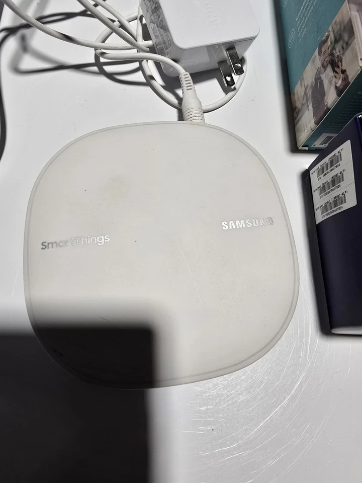 Smart Home Devices ASSORTMENT - Image 3 of 4