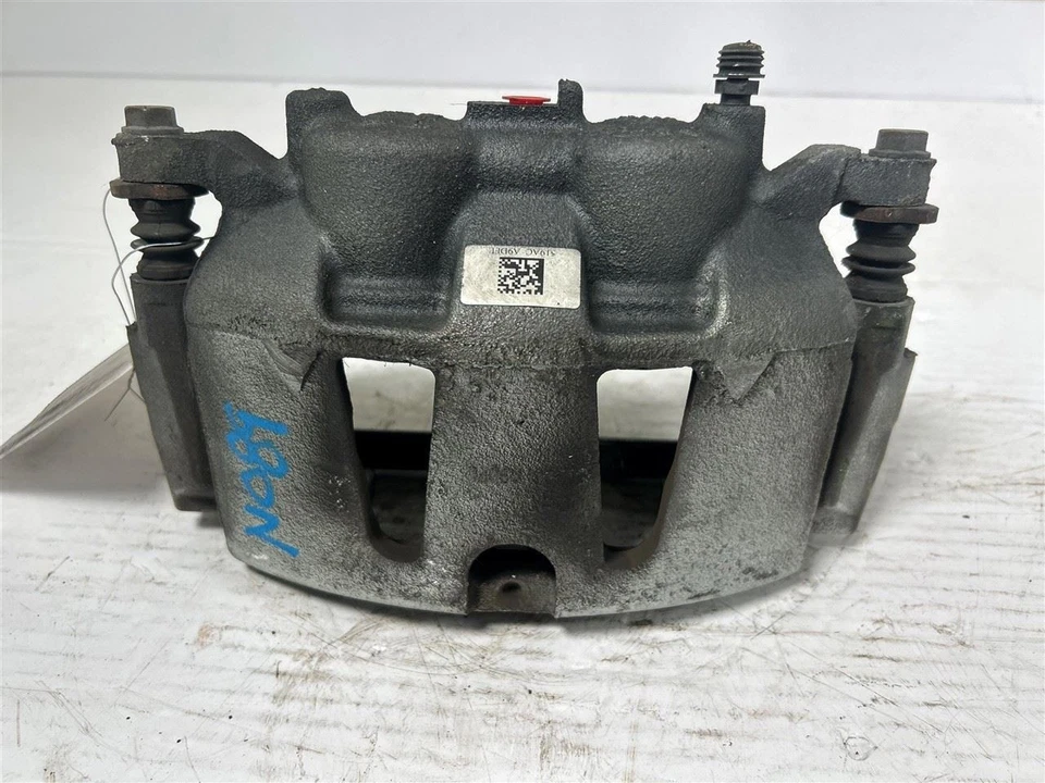 Pinza de freno delantera de doble pistón para conductor Dodge Caravan 2012-2020 OEM Foto 4 de 4