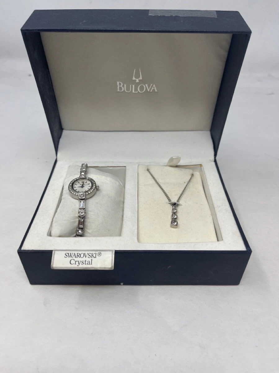 WOMEN S BULOVA 96X113 CRYSTAL WATCH AND NECKLACE SET e PSH018739
