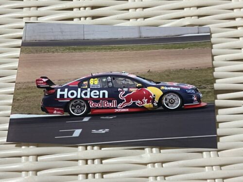V8 SUPERCARS  BATHURST 1000 2017 WHINCUP / DUMBRELL  6’x4’ PHOTO - Picture 1 of 1