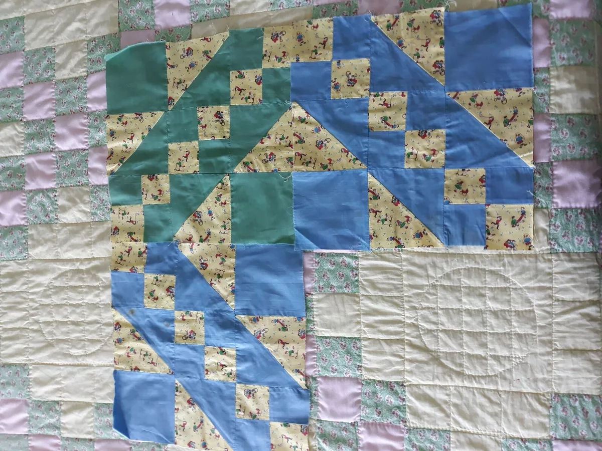 Large Squares for Pattern Block Set