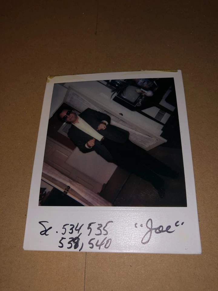 Elvis and Me (1988) Elvis Presley TV Movie Continuity Polaroid Photograph 283 - Bild 1 von 1