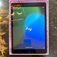 Apple iPad 7 th gen A2200 32GB Wi Fi 10.2in Silver iPadOS Apple Pencil Support