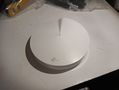 TP-LINK Deco M9 Plus AC2200 300 Mbps Smart Home Mesh Wi-fi - White