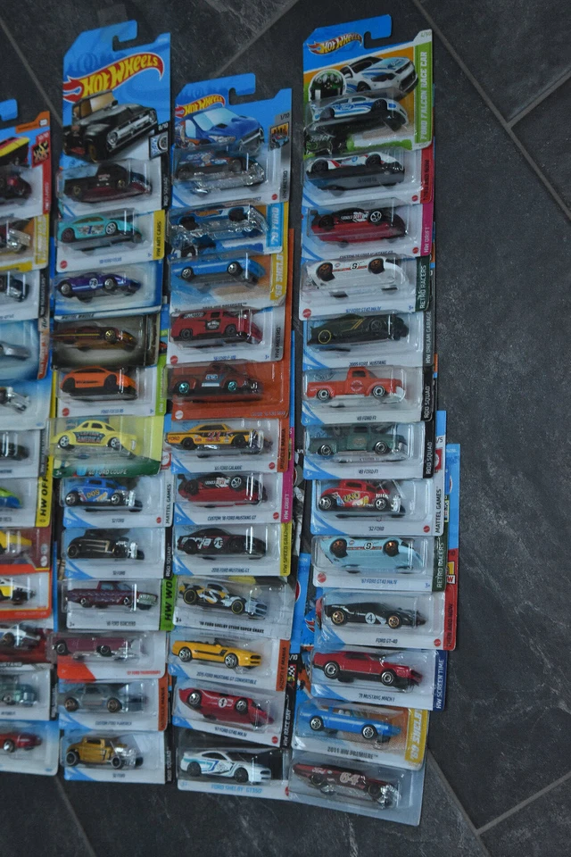 Hot Wheels Ford Multi list Take your pick Escort Anglia Focus *Updated Oct 2024* - Image 4 of 4