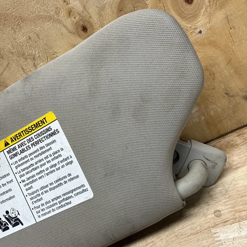 2008-2013 Nissan Altima Coupe Sun Visor Passenger Side Cloth Tan w/ Mirror OEM Foto 4 de 4