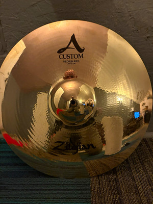 Zildjian A Custom Medium Ride Cymbal 20 in Bronze 1-Piece Ride Cymbal