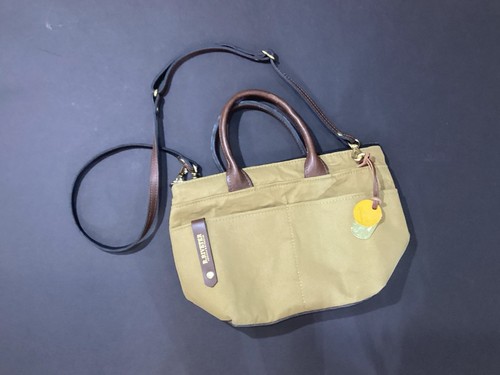 BOLSO BANDOLERA R. RIVETER AMERICANO HECHO A MANO DE LONA Y CUERO - Imagen 2 de 12