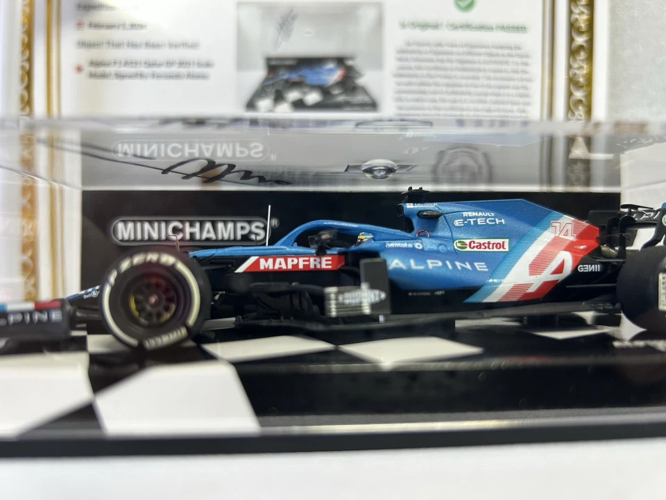 Fernando Alonso Firmado Alpine A521 GP Qatar 2021 1/43 + Certificado de Autenticidad Foto 4 de 4