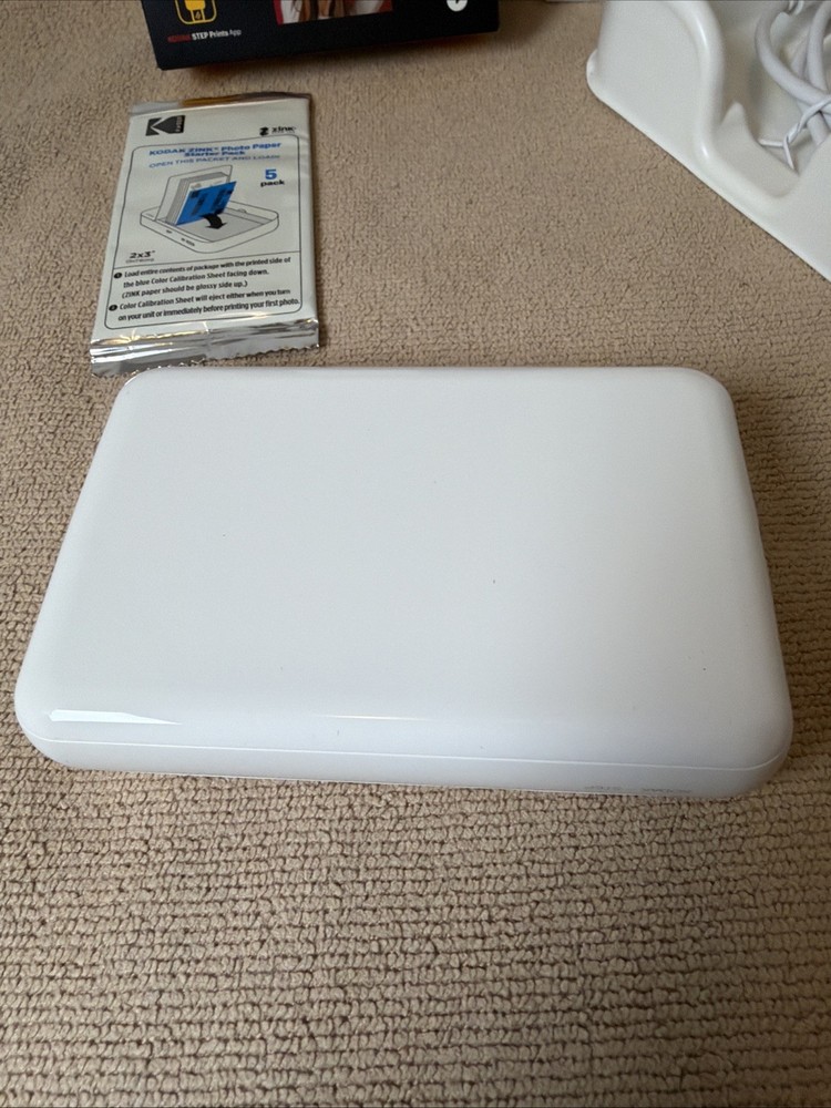 Kodak Step Mobile Instant Photo Printer Portable Zink 2x3" Mini Printer Clean