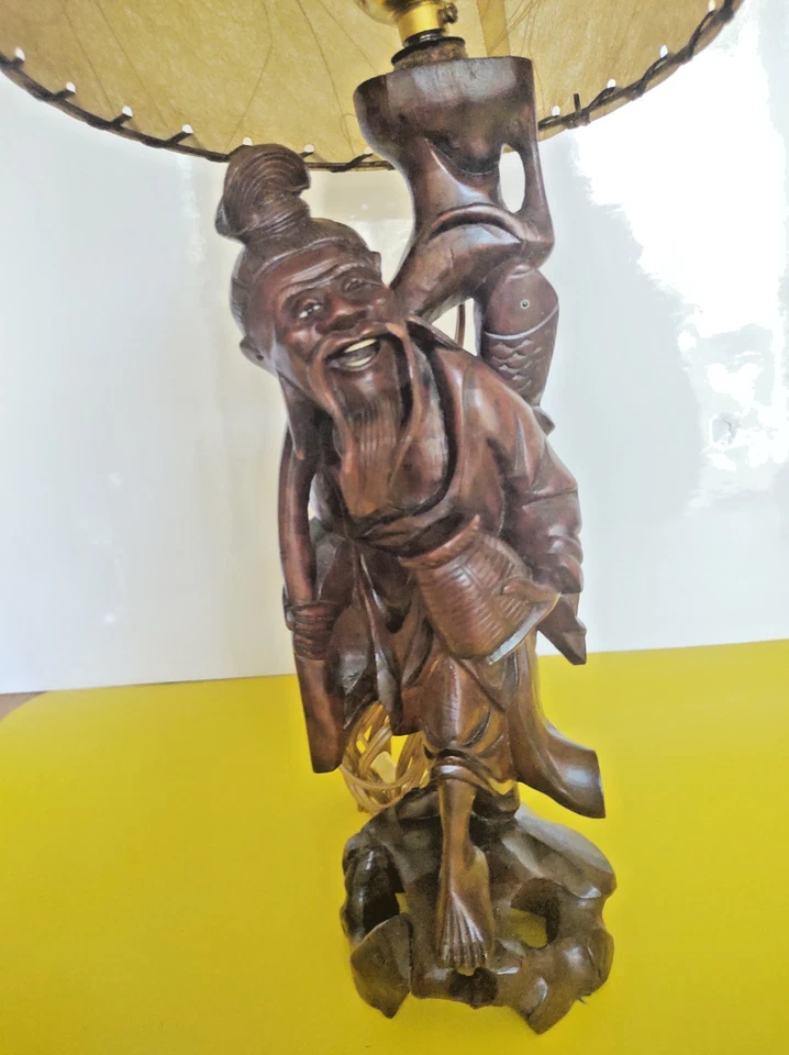 Hand carved Asian Fisherman,  Oriental Style Table Lamp 18" 1930-1940 - Image 2 of 4
