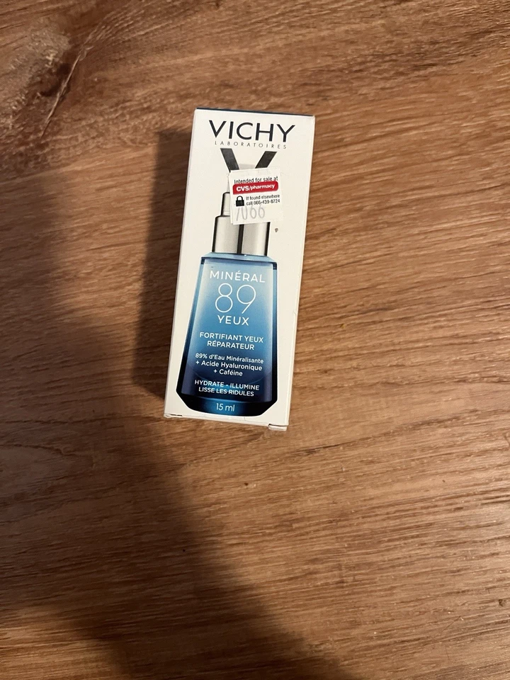 Fortificador de ojos reparador Vichy Mineral 89 15 ml - ENVÍO GRATUITO Foto 3 de 4