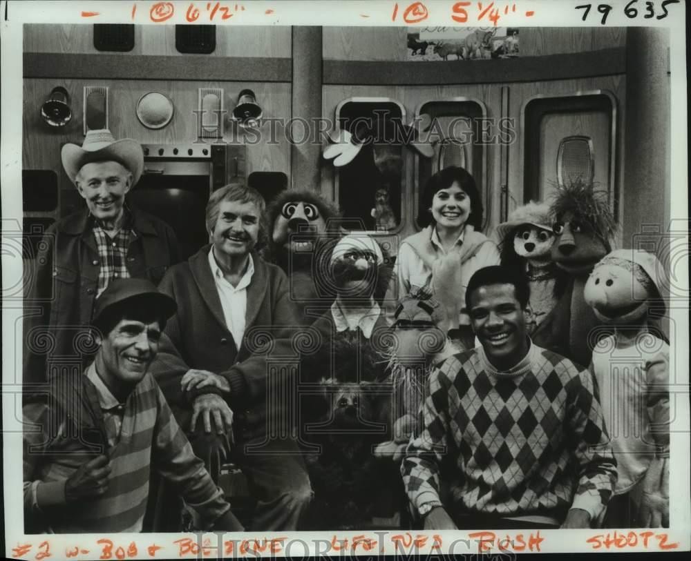 1981 Press Photo Cast of 