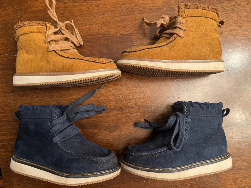 Lot Of 2 Pairs Gap Baby Faux Suede Boots Navy Blue Taupe Toddler 8 Shoes Chukka - Image 2 of 4
