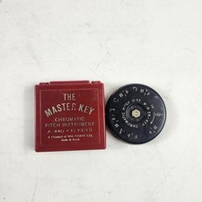 The Master Key Chromatic Pitch Instrument A-440 13 Keys WM Kratt Co