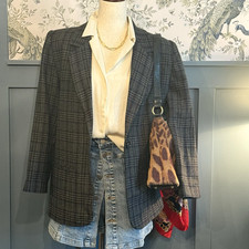 Vintage Sag Harbor Petite Blazer Women s Size 8 Wool Blend Gray Navy Plaid