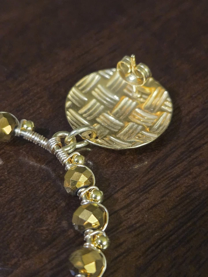 Pendientes colgantes de cristal. con postes de acero inoxidable. Hecho a mano. Foto 4 de 4