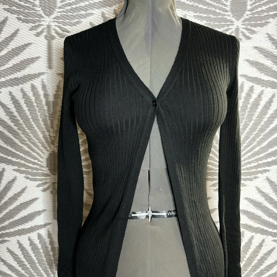 Cárdigan Acanalado Suéter Plumero De Colección Y2K Xhilaration Talla S Negro Minimalista Elástico Foto 2 de 4