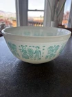 Pyrex Amish Butterprint Mixing Bowl 403 Turquoise Blue White, 2.5 Qt
