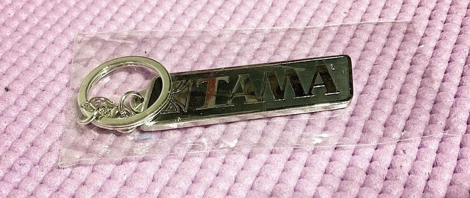 Juego de 5 piezas de llave/bolso de mano/camiseta/llavero TAMA Gold Tuning Foto 2 de 4