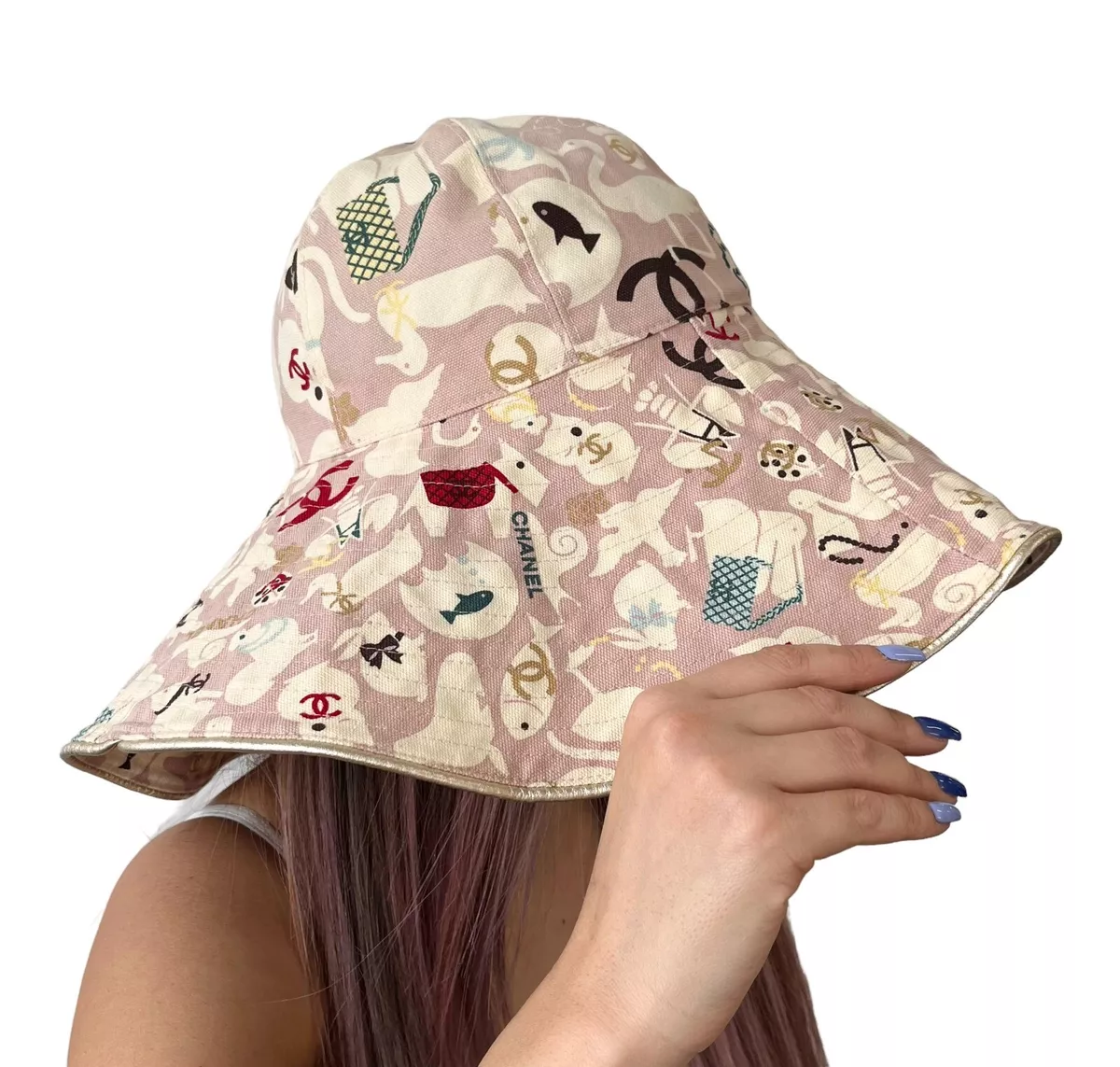 CHANEL Vintage CC Logo Bucket Hat #57 Pink Cotton Animal Accessory Rank AB