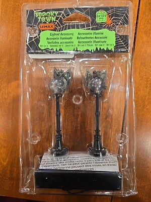 LEMAX Gargoyle Lamp Post, set of 2, Battery Operated (4.5V) #14829 Spooky Town