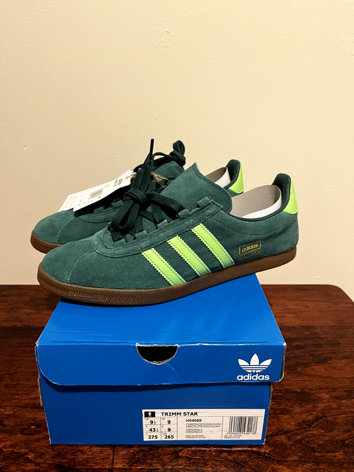 sepatu adidas trimm star