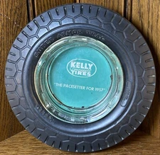 Vintage Kelly Springfield Pacesetter 1957 Super Armor Trac Tire Ashtray Car