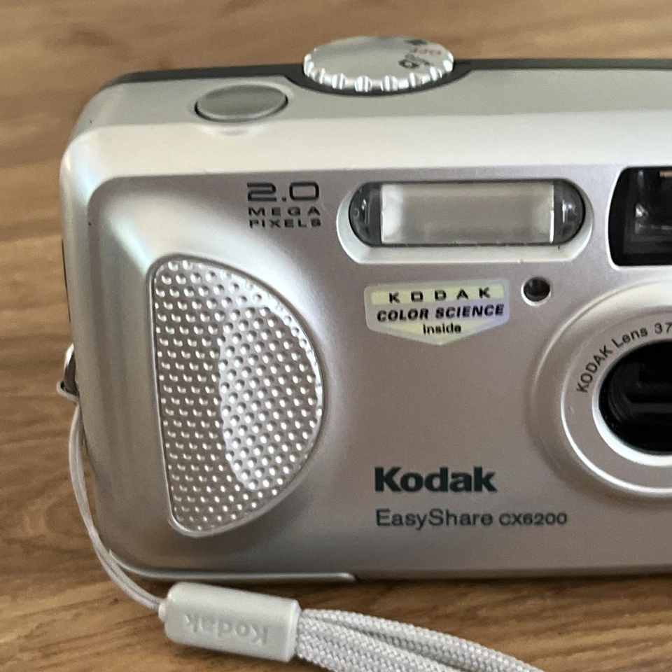 Kodak Digital Camera EasyShare CX6200 2.0MP Silver Tested - Image 4 of 4