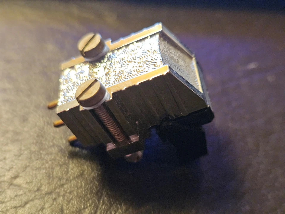 Shure V15 Type III cartridge with an original Shure Supertrack Stylus - XLNT - Image 3 of 4