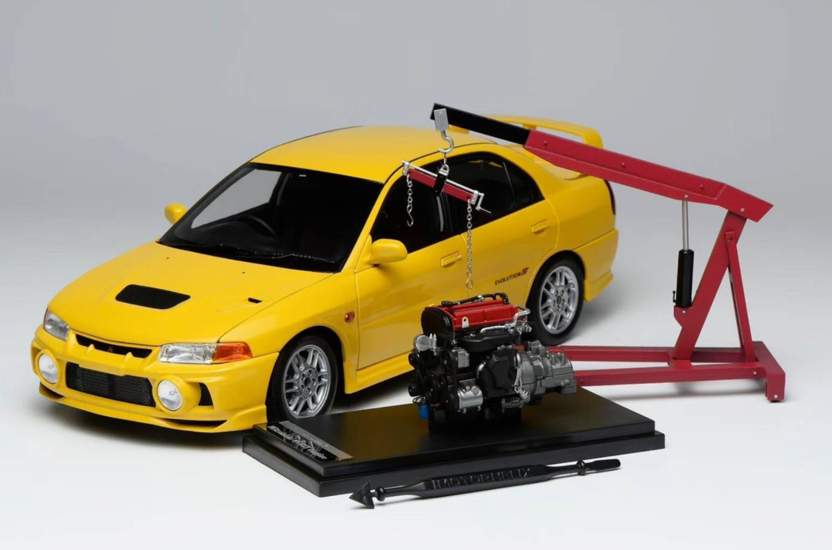 1/18 MotorHelix Mitsubishi Lancer Evolution IV Dandelion Yellow