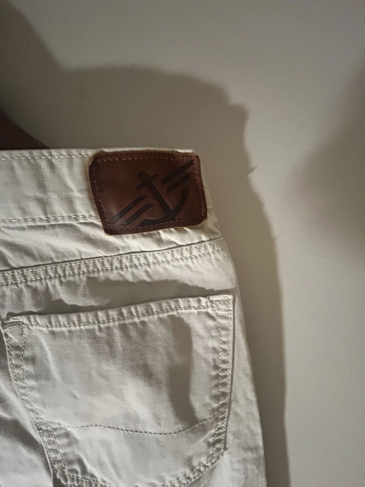 Pantalones de mezclilla para hombre 30x32 Cream Dockers de Levi’s calce recto Foto 4 de 4