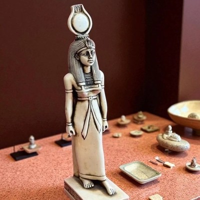 ANCIENT EGYPTIAN ARTIFACTS RARE AUTHENTIC PHARAONIC STATUE OF GODDESS HATHOR BC