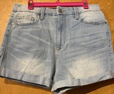No Boundaries Juniors blue light wash super rise rolled Cuffs denim shorts sz 9