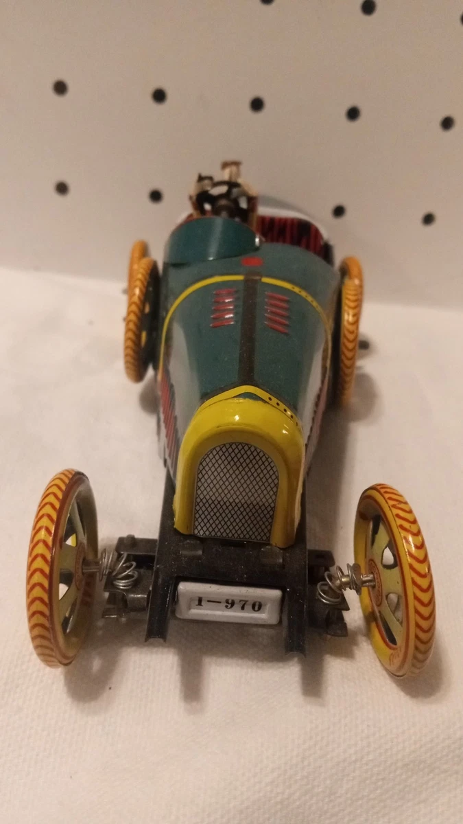 Ancien jeux, jouet Red China Tin toy friction en tôle 558 MF