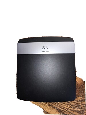 USED Cisco linksys e2500 (reset to factory default settings)