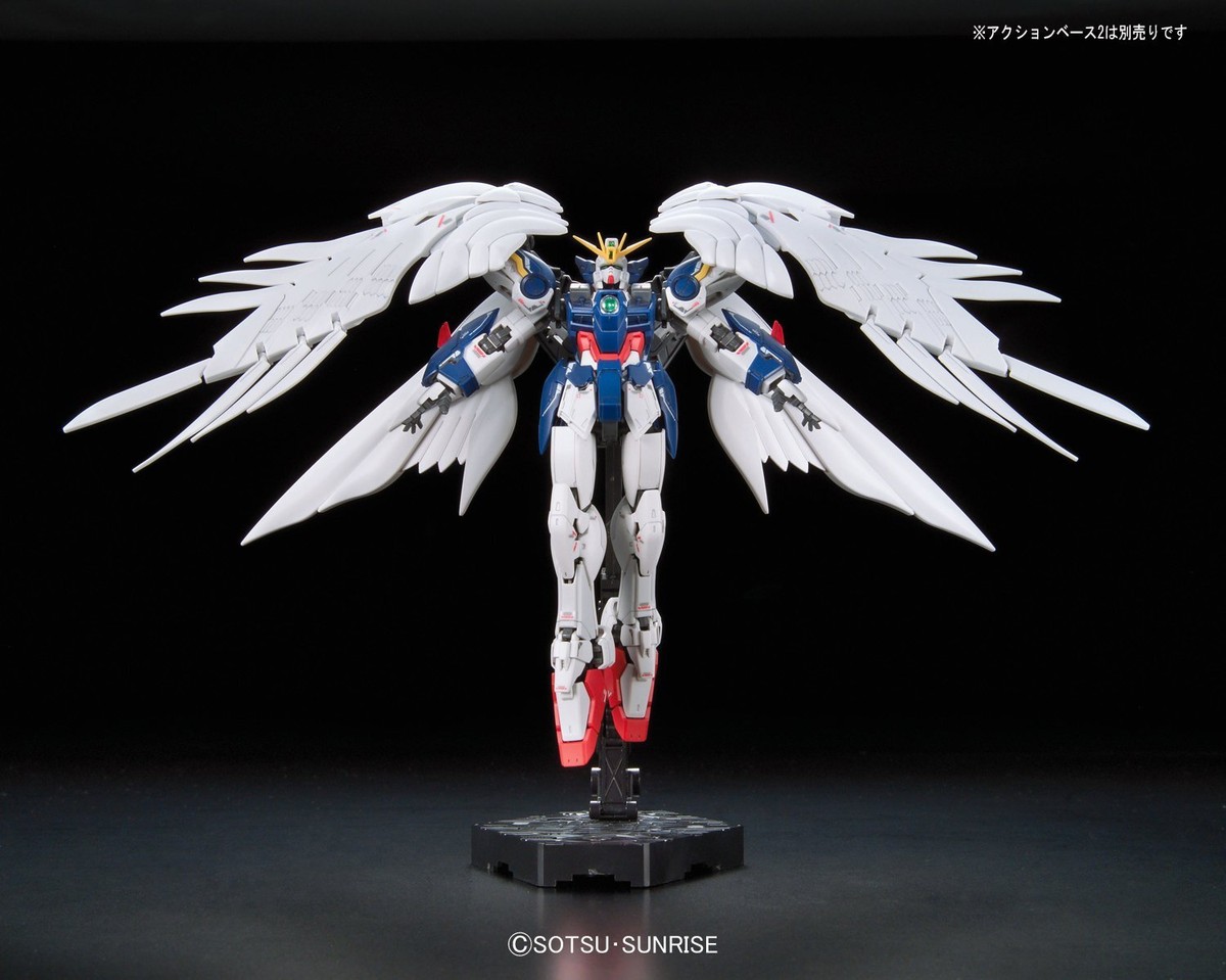 Bandai Hobby #17 RG Wing Gundam Zero EW Model Kit (1/144 Scale