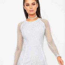 PRETTYLITTLETHING Ida White Lace Fishnet Bodycon 4