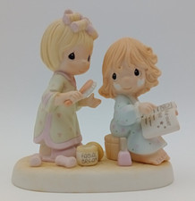 Precious Moments Figurine 108538 Friends Always Deserve Special Treatment 2002