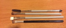 6 Makeup Brushes See Description
