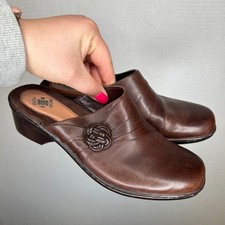 Earth Origins Dream 2010F Brown Leather Rosette Clog Mules Womens 8.5