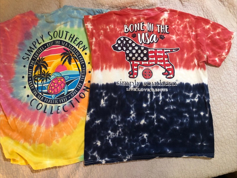 Simply Southern Y Large 10/12 Tshirts Bone In The USA Dog & Turtles Palm Trees