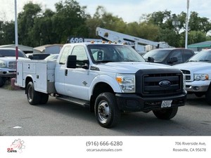 2015 Ford F-350 Super Duty XLT Cab & Chassis 4D