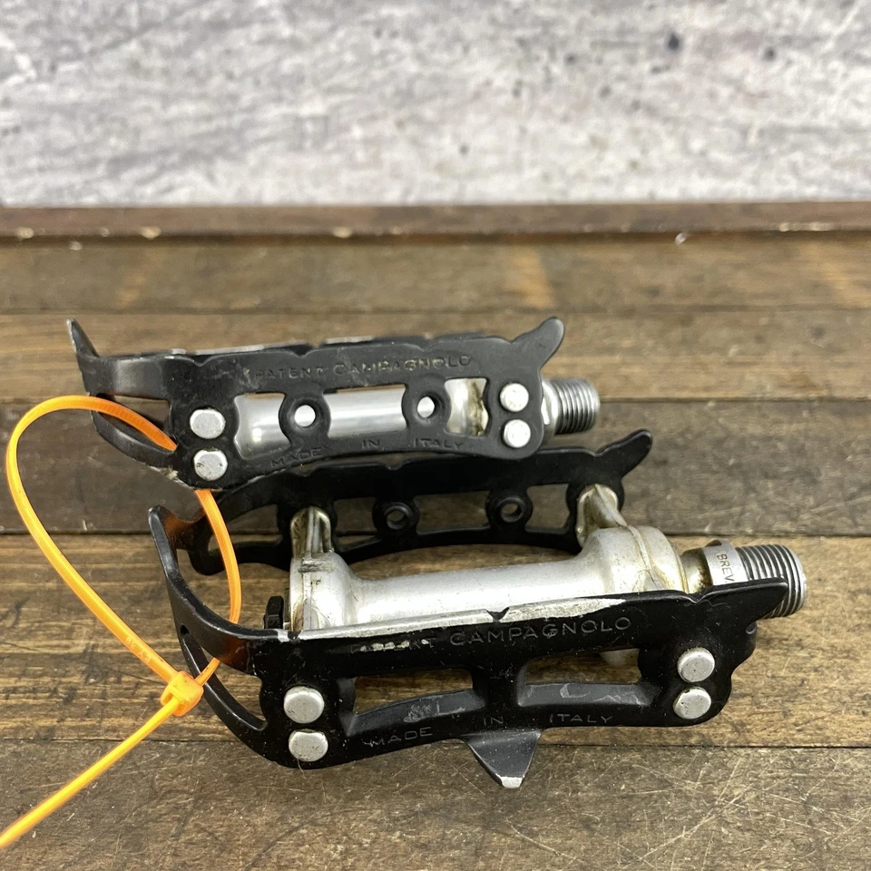 Pedales de carretera Campagnolo Record vintage negros 9/16 x 20 hechos en Italia sin tapas Foto 2 de 4