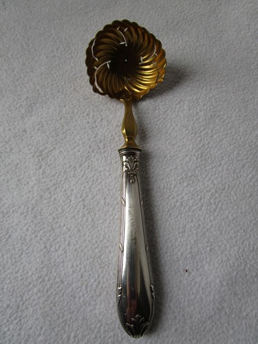 alter Puderzucker Löffel Streulöffel Griff versilbert Laffe vergoldet 17cm - Picture 8 of 9