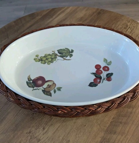 BIA Cordon Bleu Oval Baker Casserole Pan Catherine w/ Wicker Holder - Picture 2 of 6