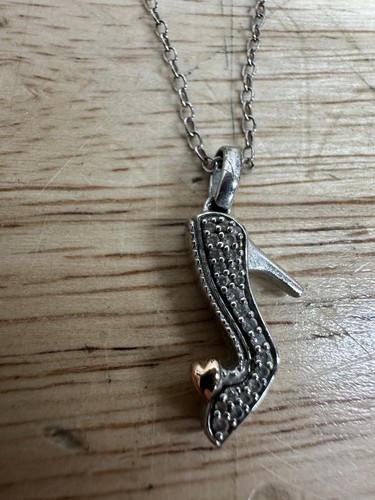 Enchanted Disney Necklace 1/10 Diamond slipper pendant, 10K Rose gold -read - Picture 6 of 9