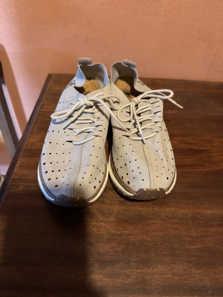 Женские кроссовки OTBT Alstead размер 7,5 серые бежевые серебристые туфли - Изображение 2 из 4